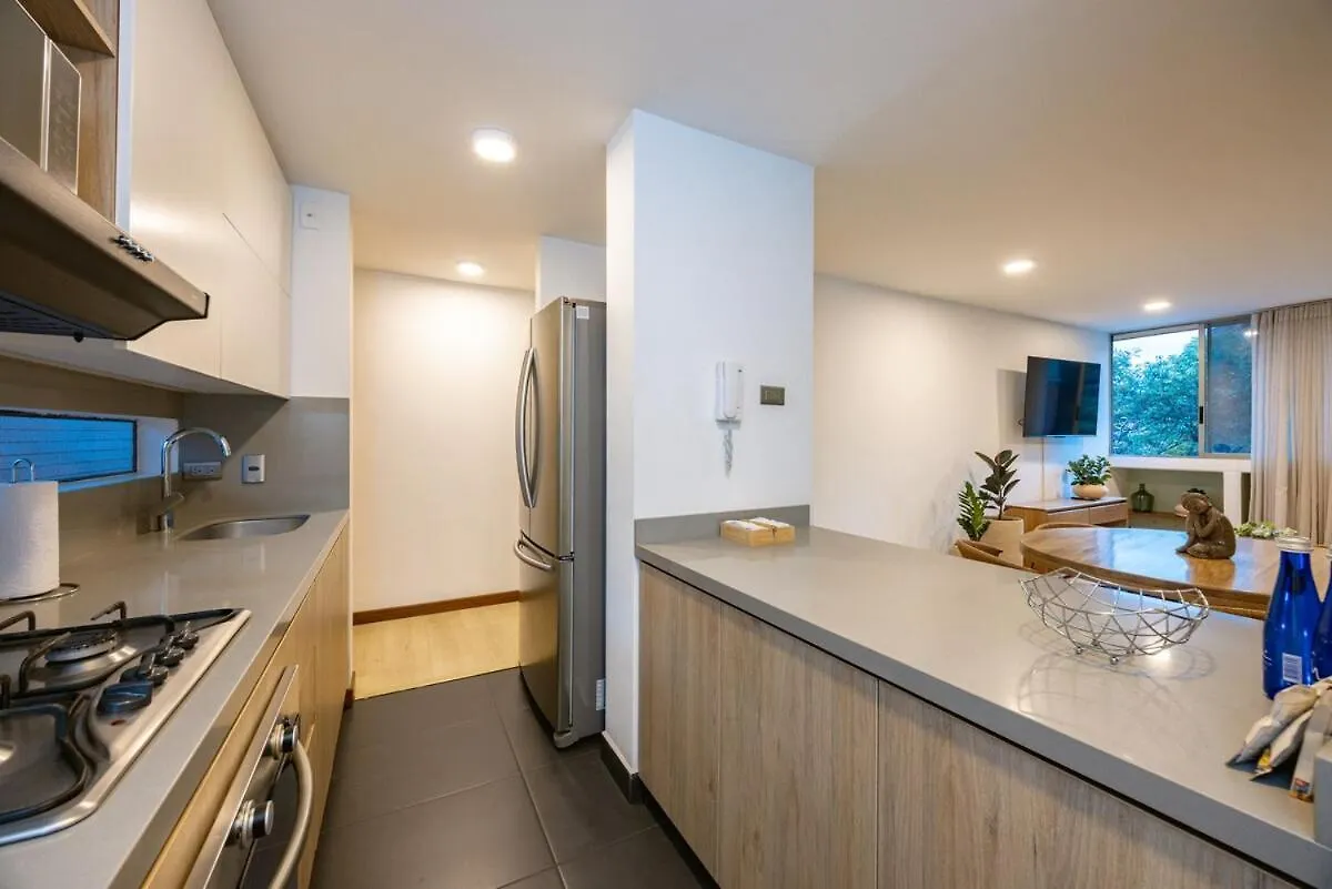 아파트 Comodo Y Recien Remodelado Apto De 2 Habitaciones Cerca A Provenza 메딜린 콜롬비아