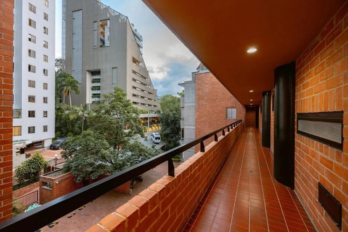 아파트 Comodo Y Recien Remodelado Apto De 2 Habitaciones Cerca A Provenza 메딜린 콜롬비아