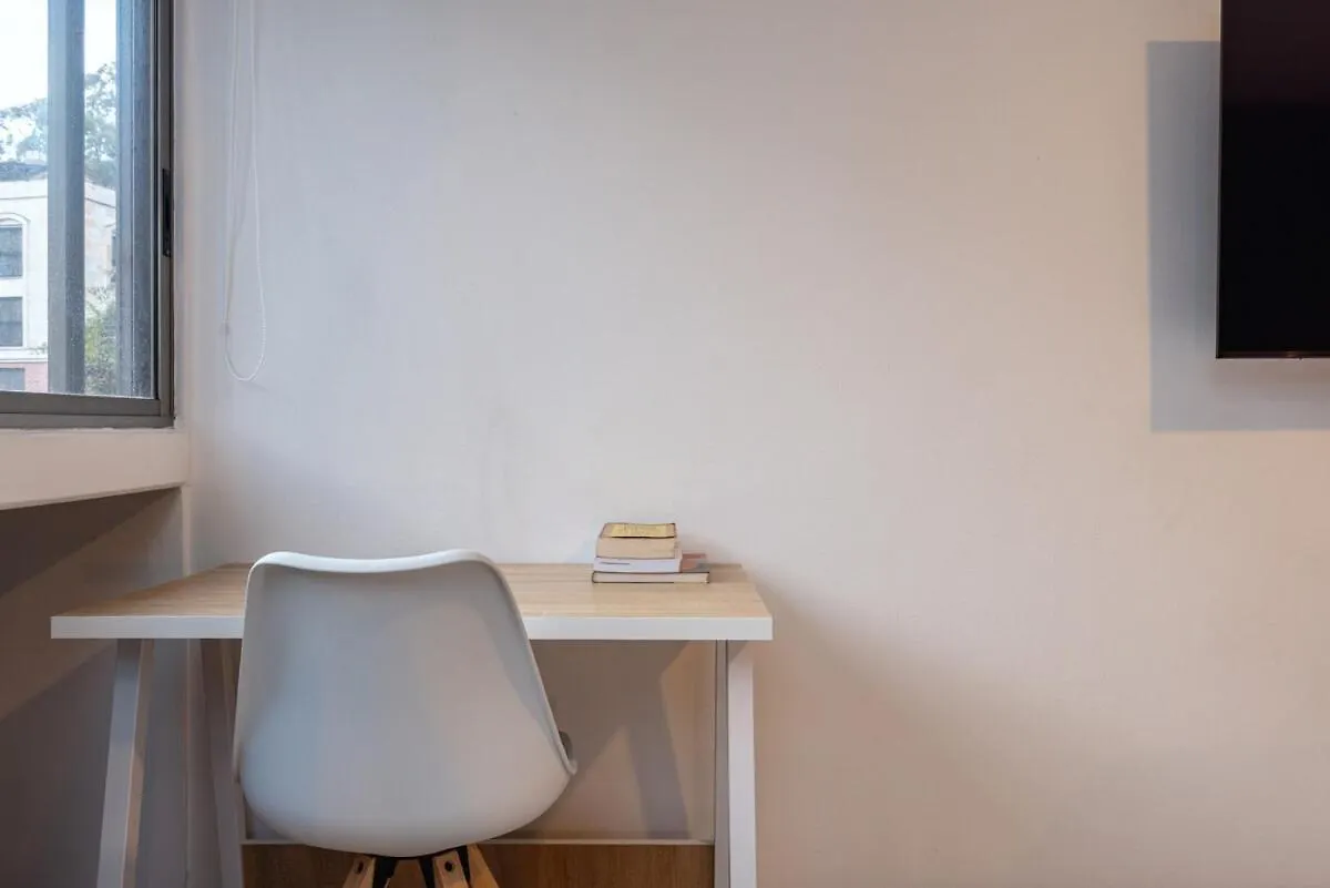 Comodo Y Recien Remodelado Apto De 2 Habitaciones Cerca A Provenza 메딜린 0*,