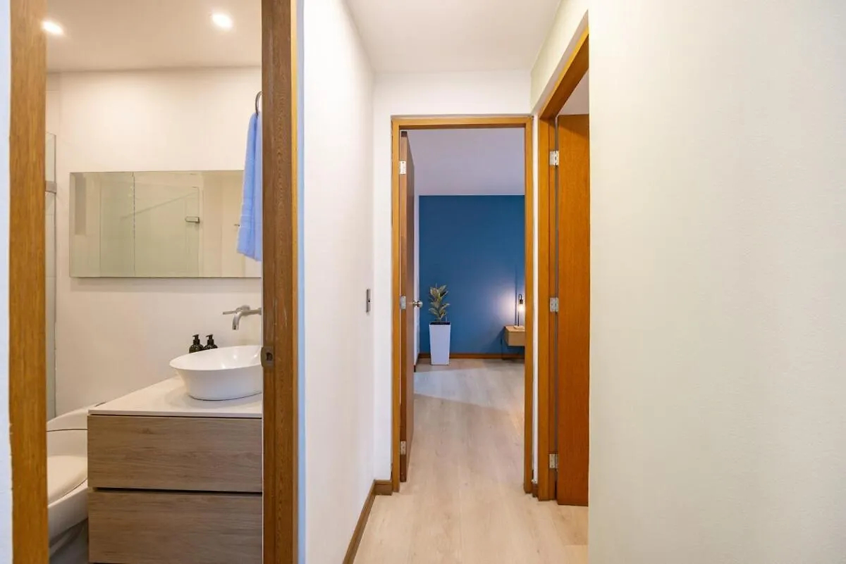 Comodo Y Recien Remodelado Apto De 2 Habitaciones Cerca A Provenza 메딜린 0*,