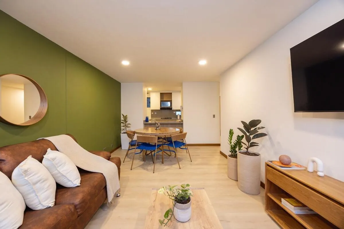 Comodo Y Recien Remodelado Apto De 2 Habitaciones Cerca A Provenza 메딜린 아파트