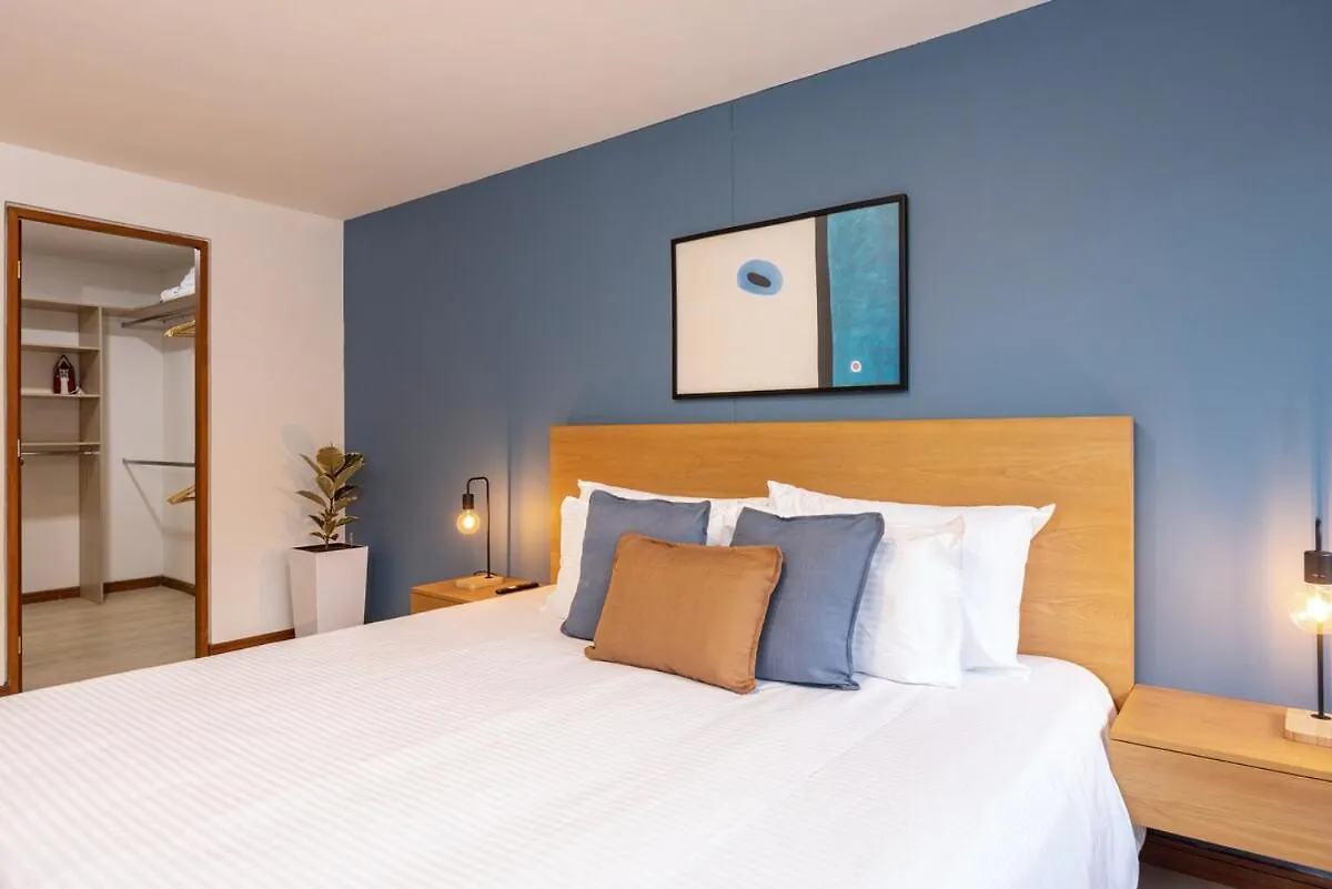 Comodo Y Recien Remodelado Apto De 2 Habitaciones Cerca A Provenza 메딜린 0*,