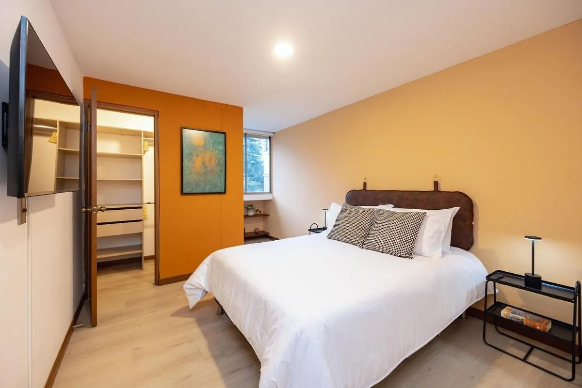 Comodo Y Recien Remodelado Apto De 2 Habitaciones Cerca A Provenza 메딜린 콜롬비아