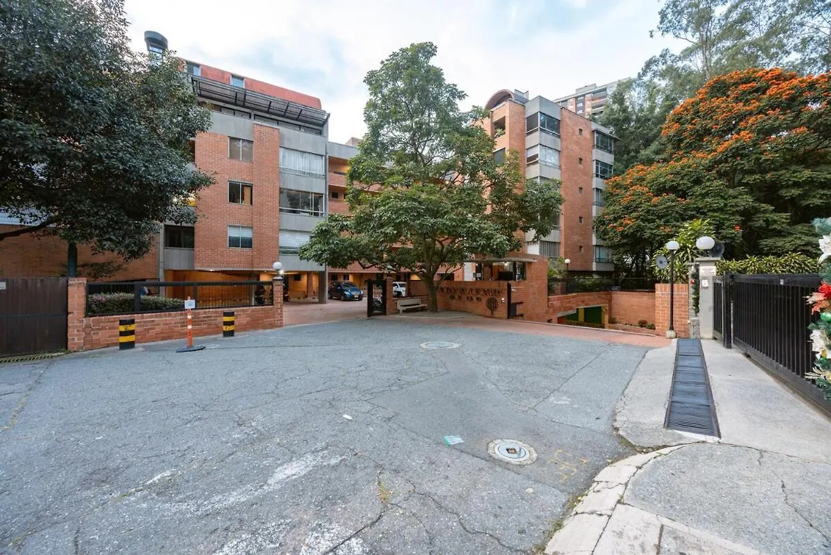 Comodo Y Recien Remodelado Apto De 2 Habitaciones Cerca A Provenza Medellín Appartement