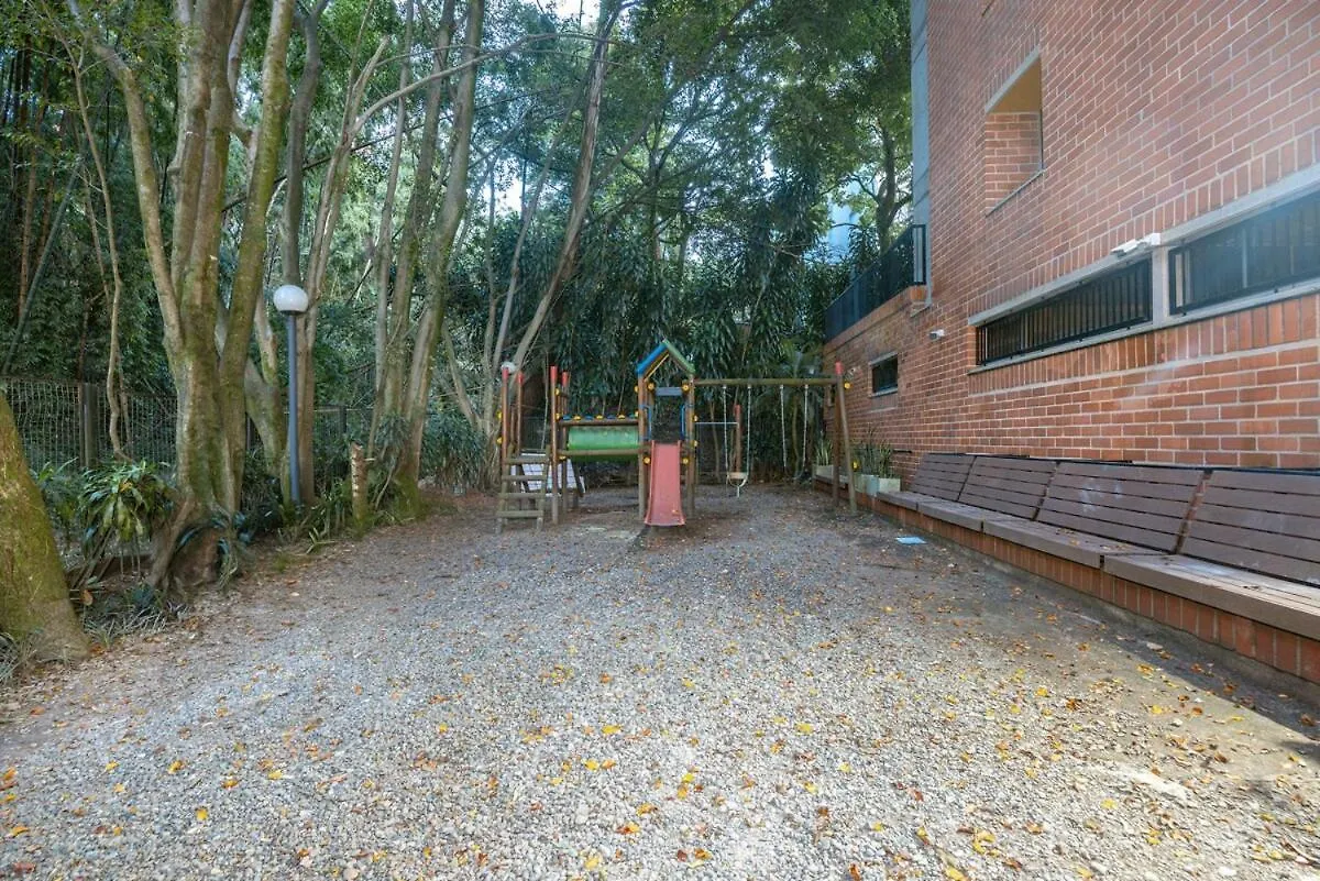Comodo Y Recien Remodelado Apto De 2 Habitaciones Cerca A Provenza Medellín 0*,  Colombie